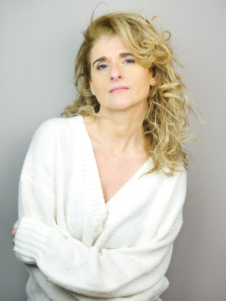 Book Sabrina Nanni comédienne - 2021 - Crédit Photo © Steeven Tareau